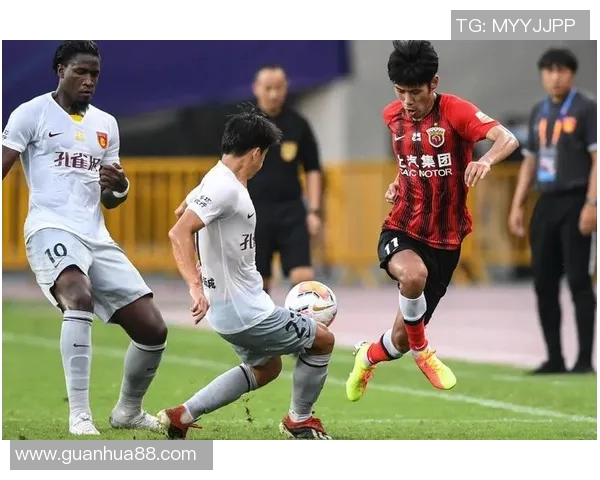 足球联赛教练换帅后的战术变化