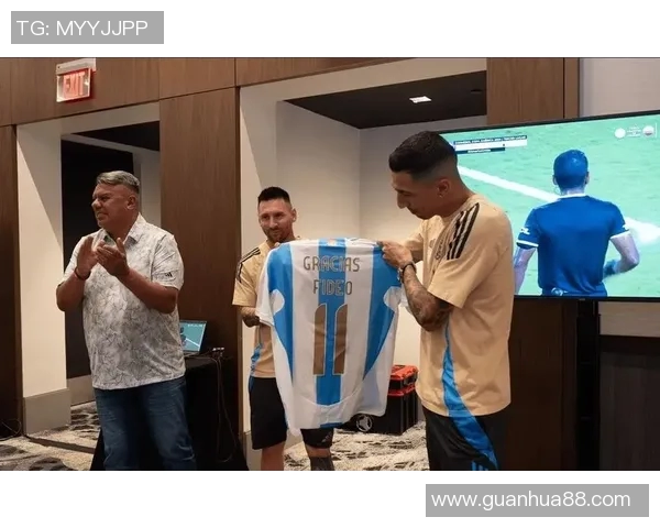 球星退役后转行主播,人气不减反增